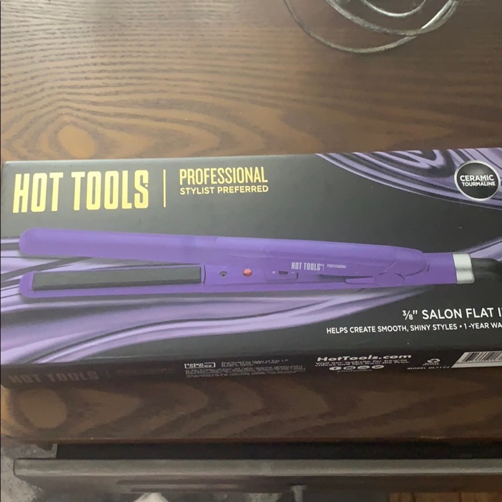 Hot Tools 3/8” Flat Iron
